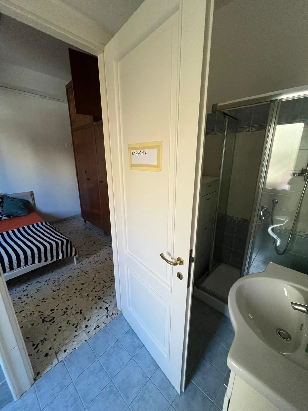 Habitación privada en Cagliari photo 3